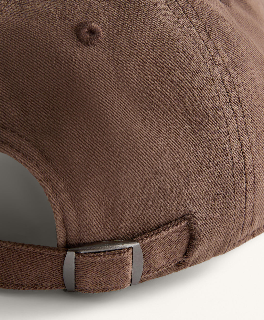 100% COTTON CAP WITH WASHED EFFECT