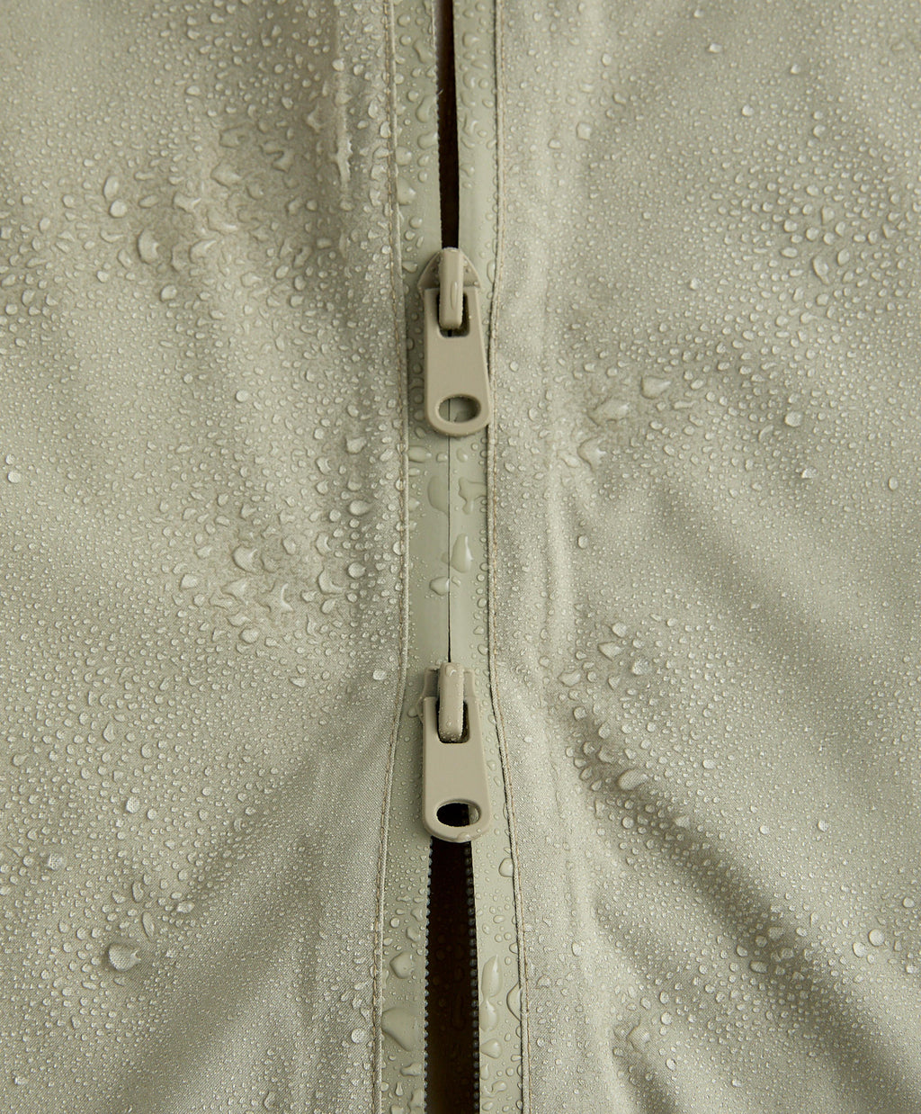 SUPER EXTRA LIGHTWEIGHT 10K PACKABLE WATERPROOF JACKET