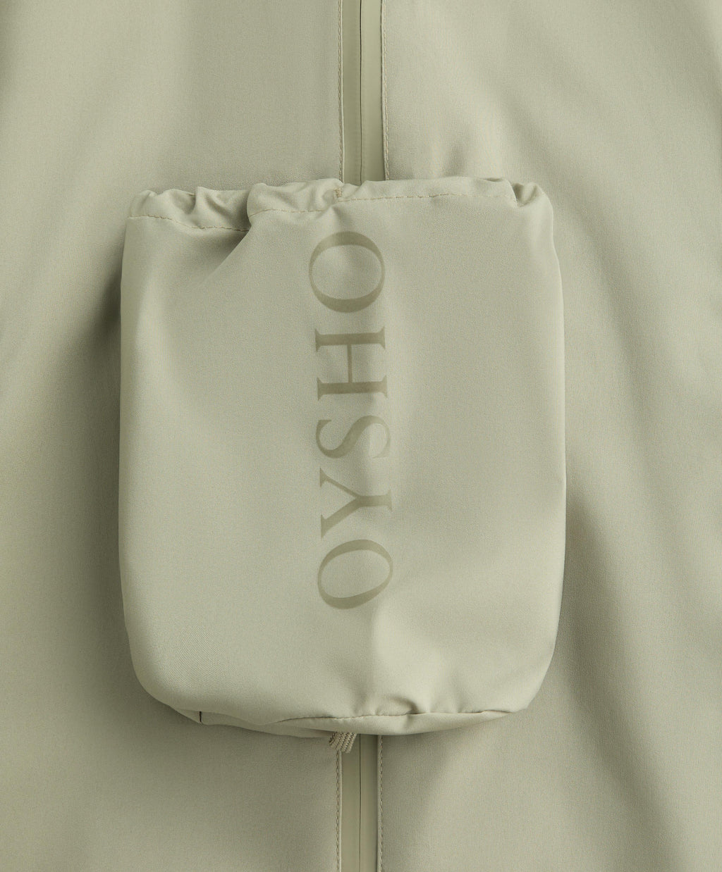 SUPER EXTRA LIGHTWEIGHT 10K PACKABLE WATERPROOF JACKET