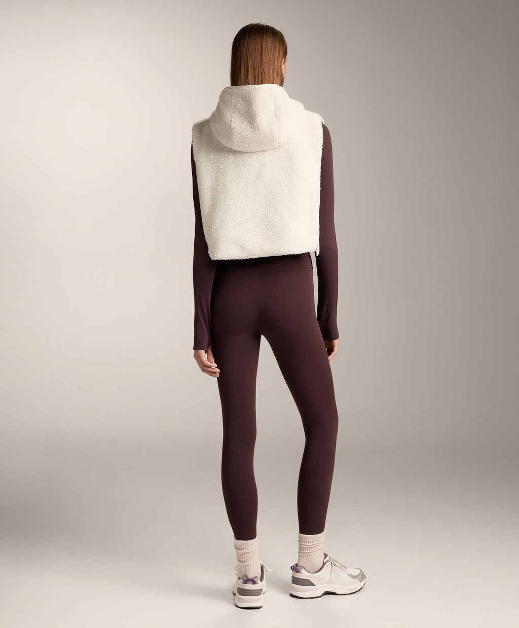 BORG GILET WITH HOOD