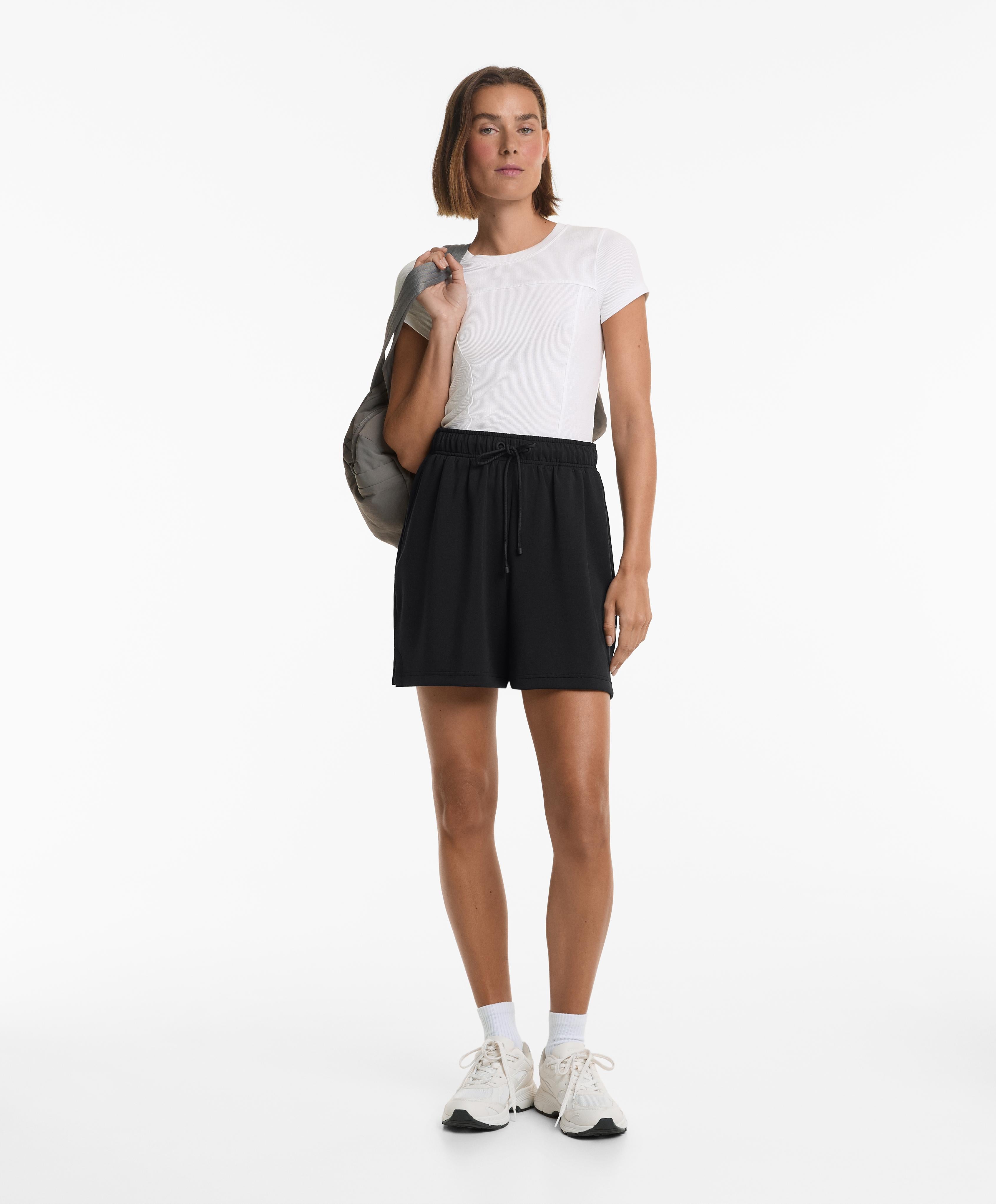 BERMUDA SHORTS WITH SOFT FEEL MODAL
