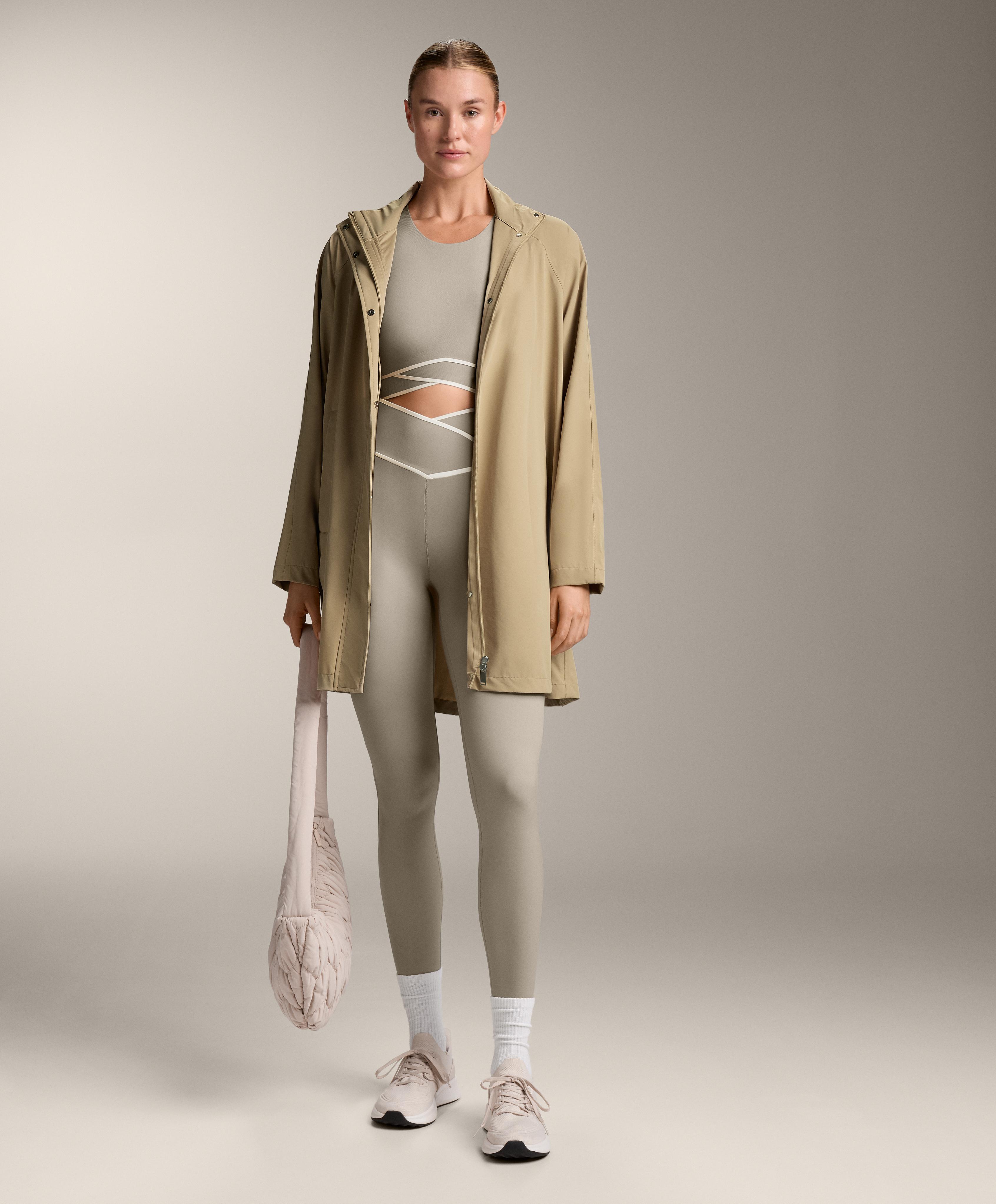 PERFECT ADAPT ANKLE LENGTH LEGGINGS WITH CROSSOVER V CUT WAIST
