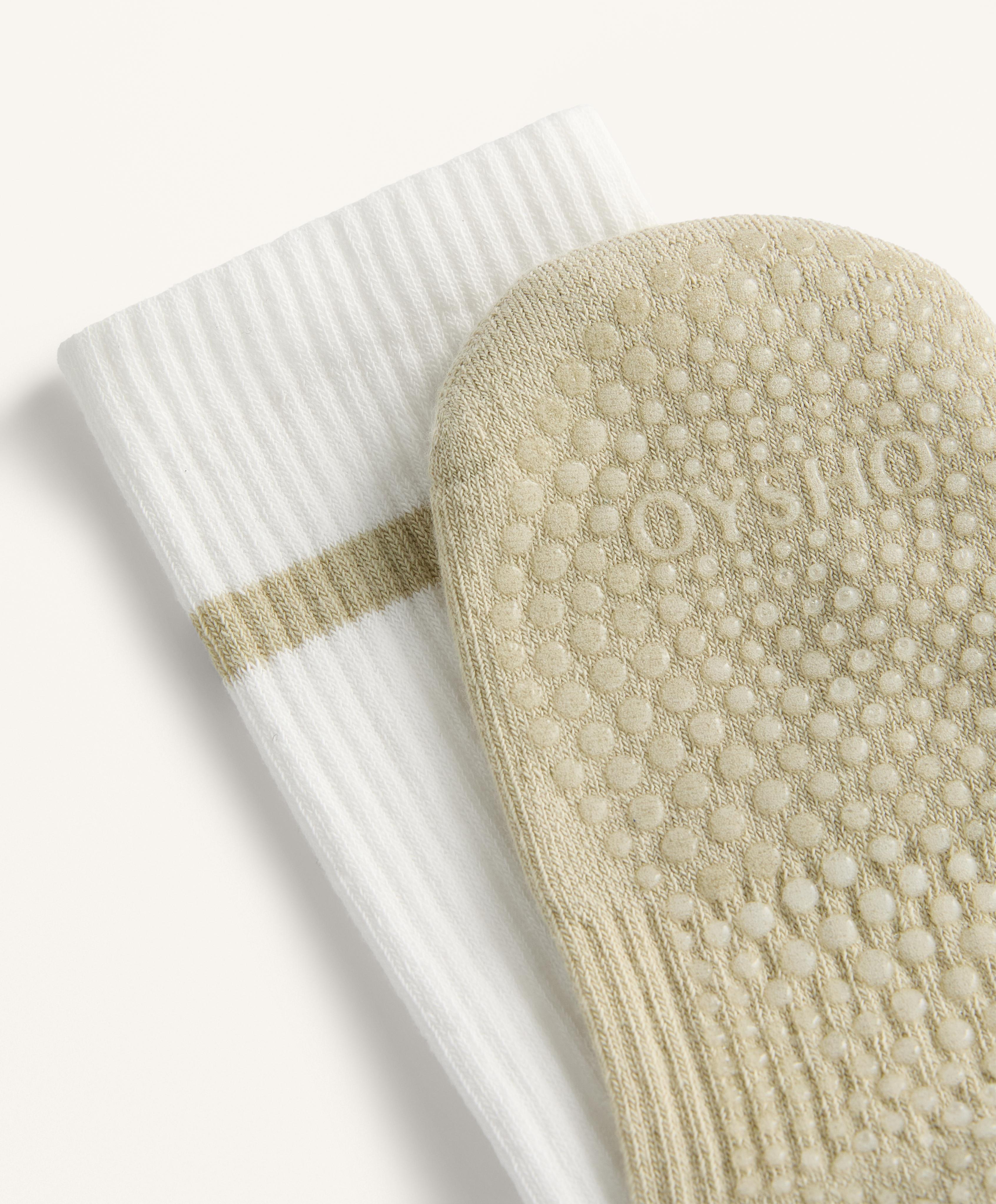 2 PAIRS OF CLASSIC YOGA AND PILATES COTTON BLEND SOCKS