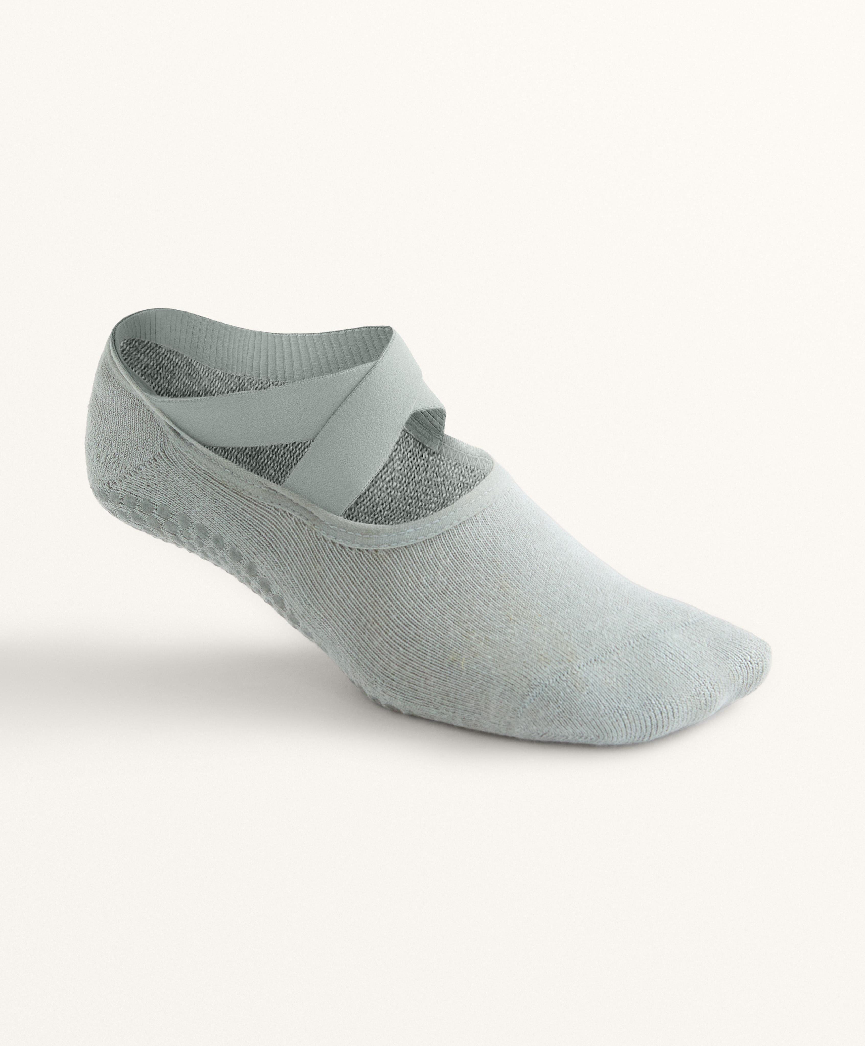 2 PAIRS OF COTTON BLEND YOGA AND PILATES SOCKS WITH CROSSOVER STRAPS AND PADDING