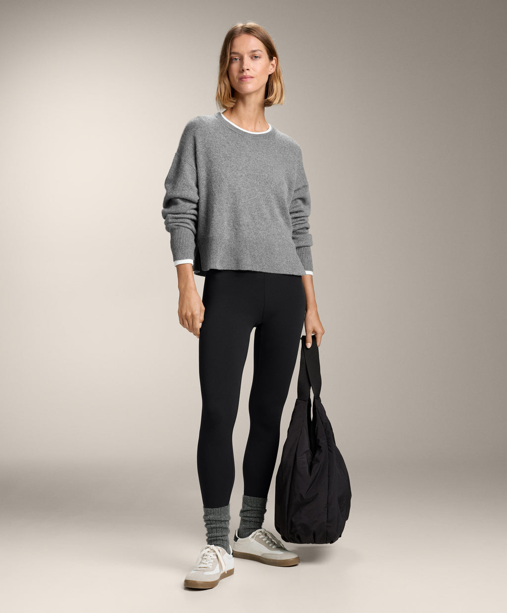 100% CASHMERE KNIT ROUND NECK JUMPER