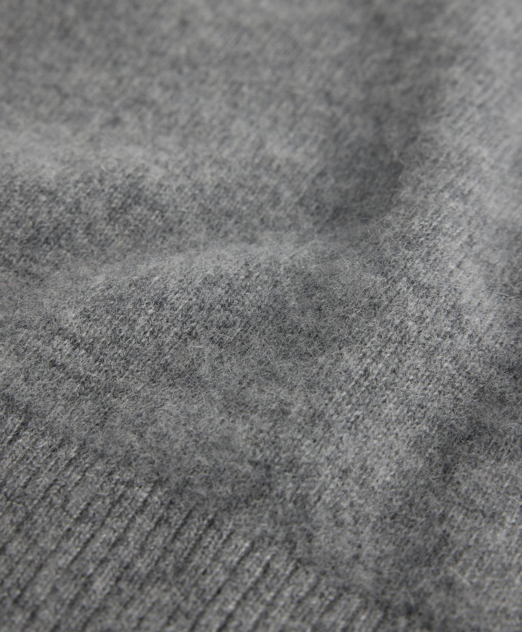 100% CASHMERE KNIT ROUND NECK JUMPER