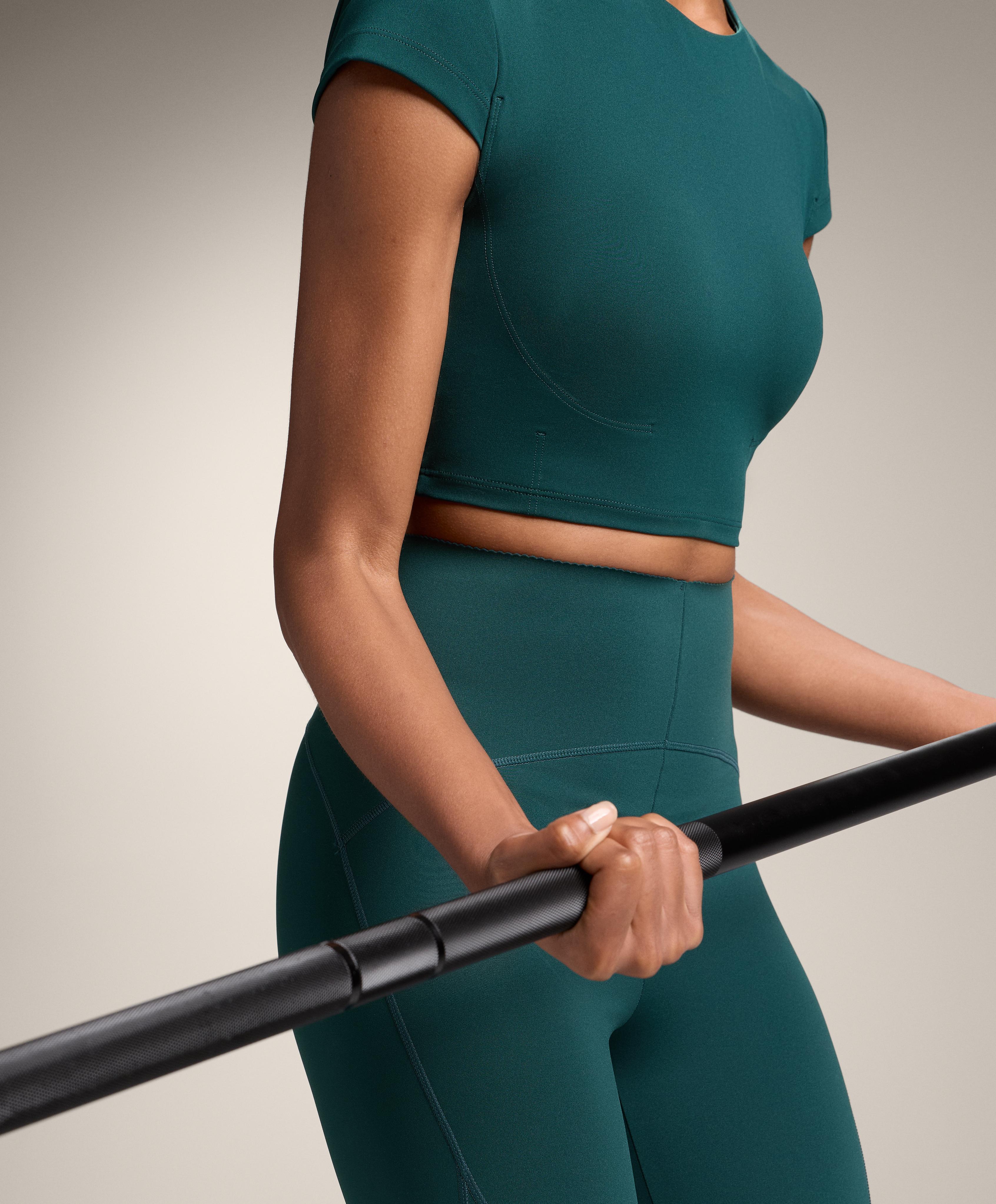 COMPRESSIVE TANK TOP SHORT SLEEVE