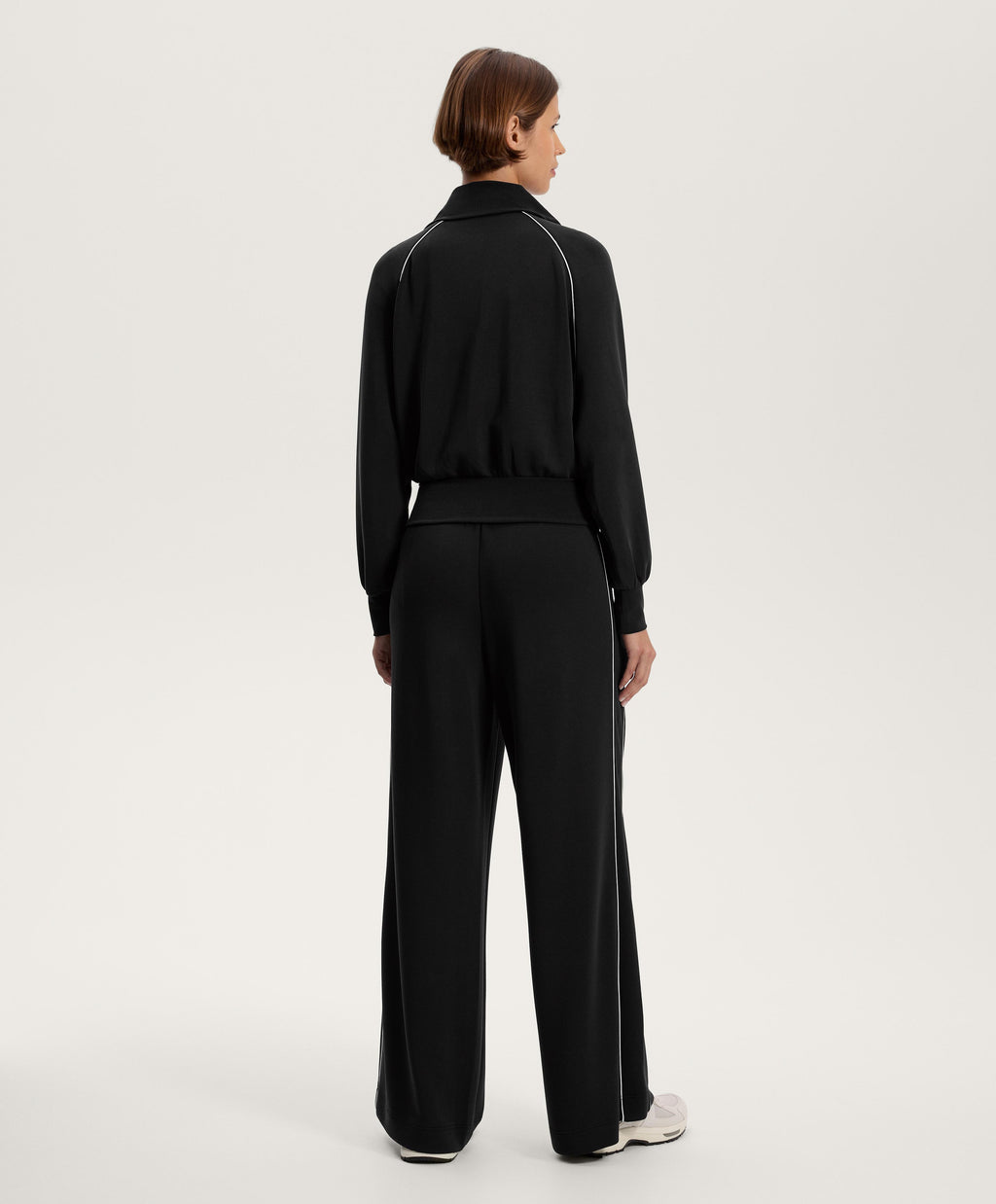 HIGH NECK PIPING JACKET WITH SOFT TOUCH MODAL