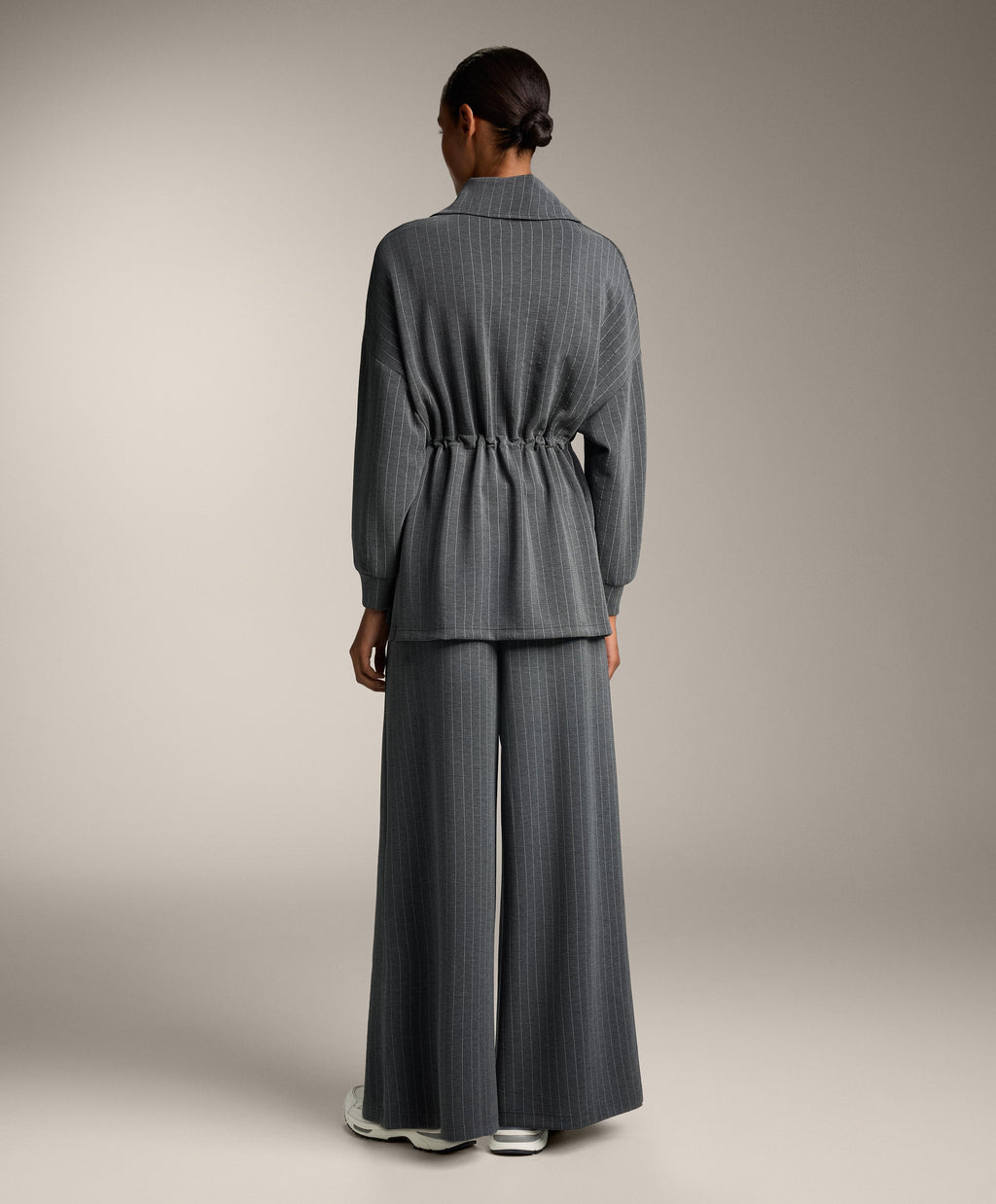 LONG STRIPED JACKET WITH ADJUSTABLE WAIST AND SOFT TOUCH MODAL