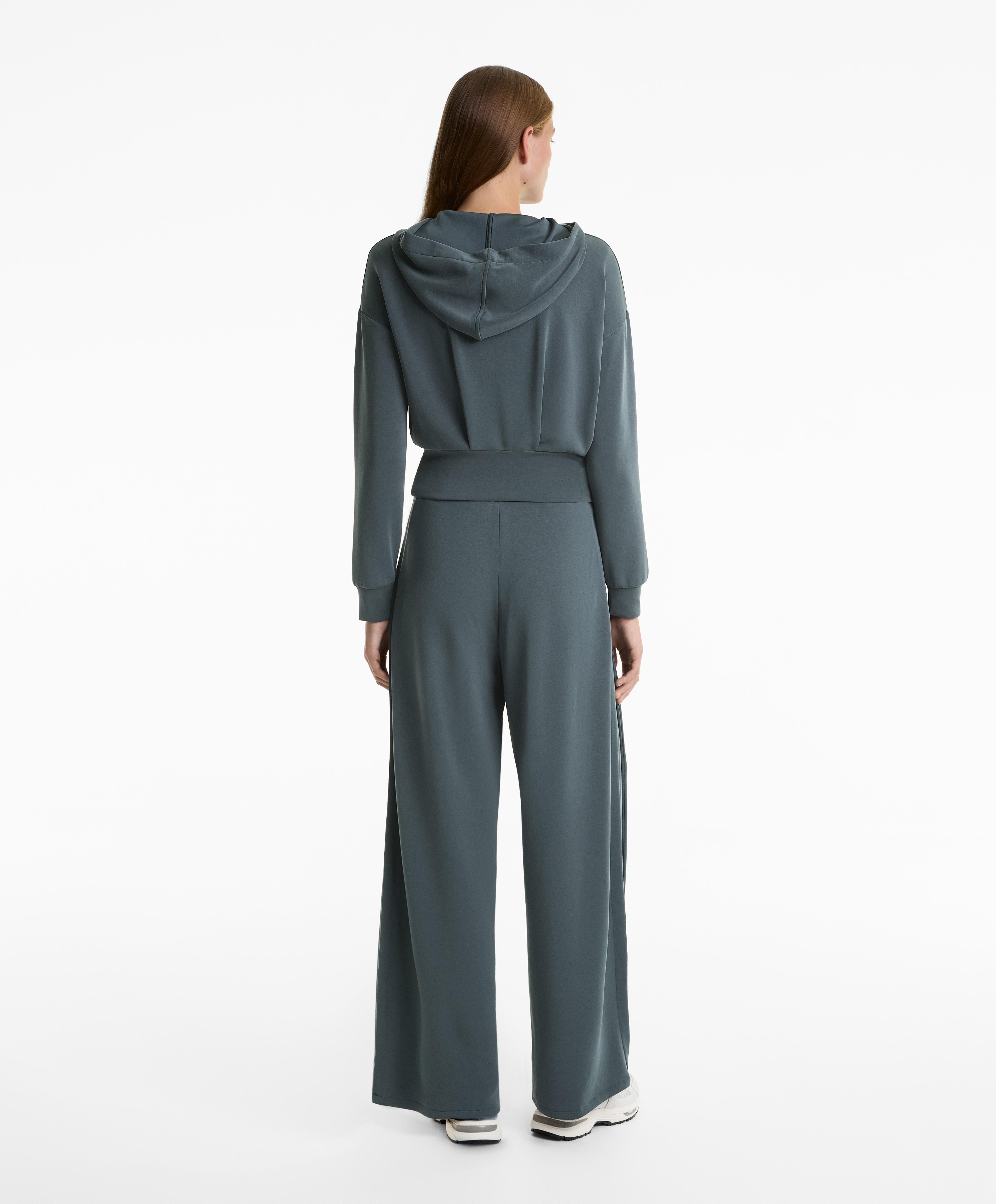 CROP HOODED SWEATSHIRT WITH FITTED WAIST AND SOFT TOUCH MODAL
