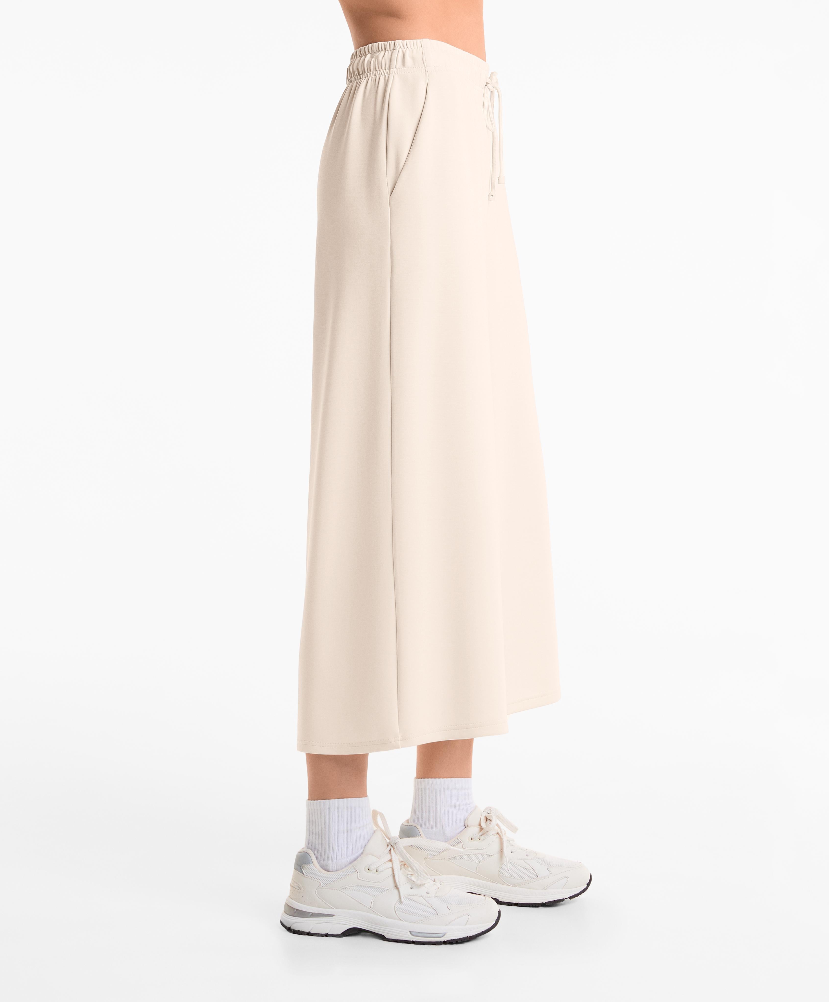 SOFT TOUCH WIDE LEG CROP TROUSERS WITH MODAL
