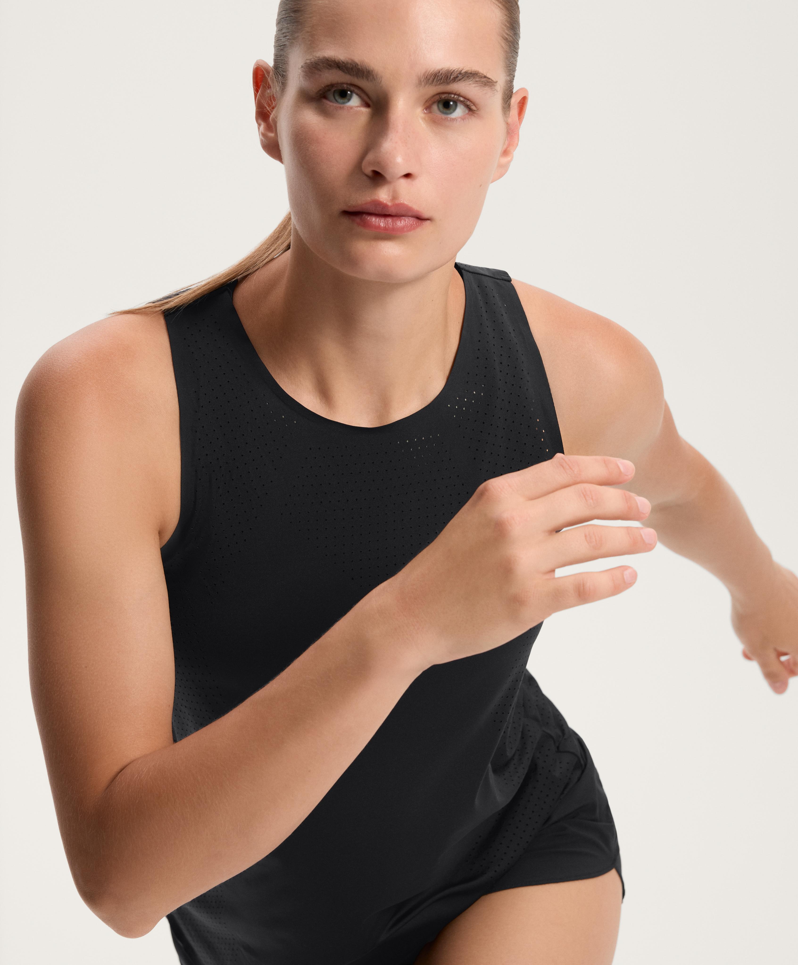 MICROPERFORATED TECHNICAL SLEEVELESS T SHIRT