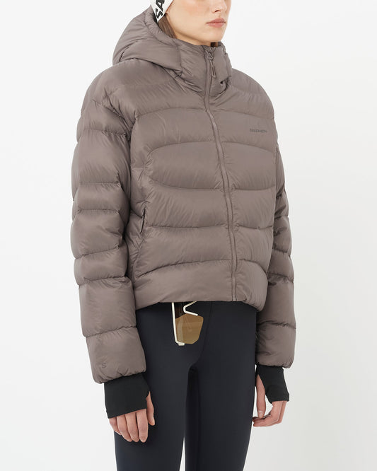 OUTLINE NOVELTY CROPPED DOWN IRON WOMEN