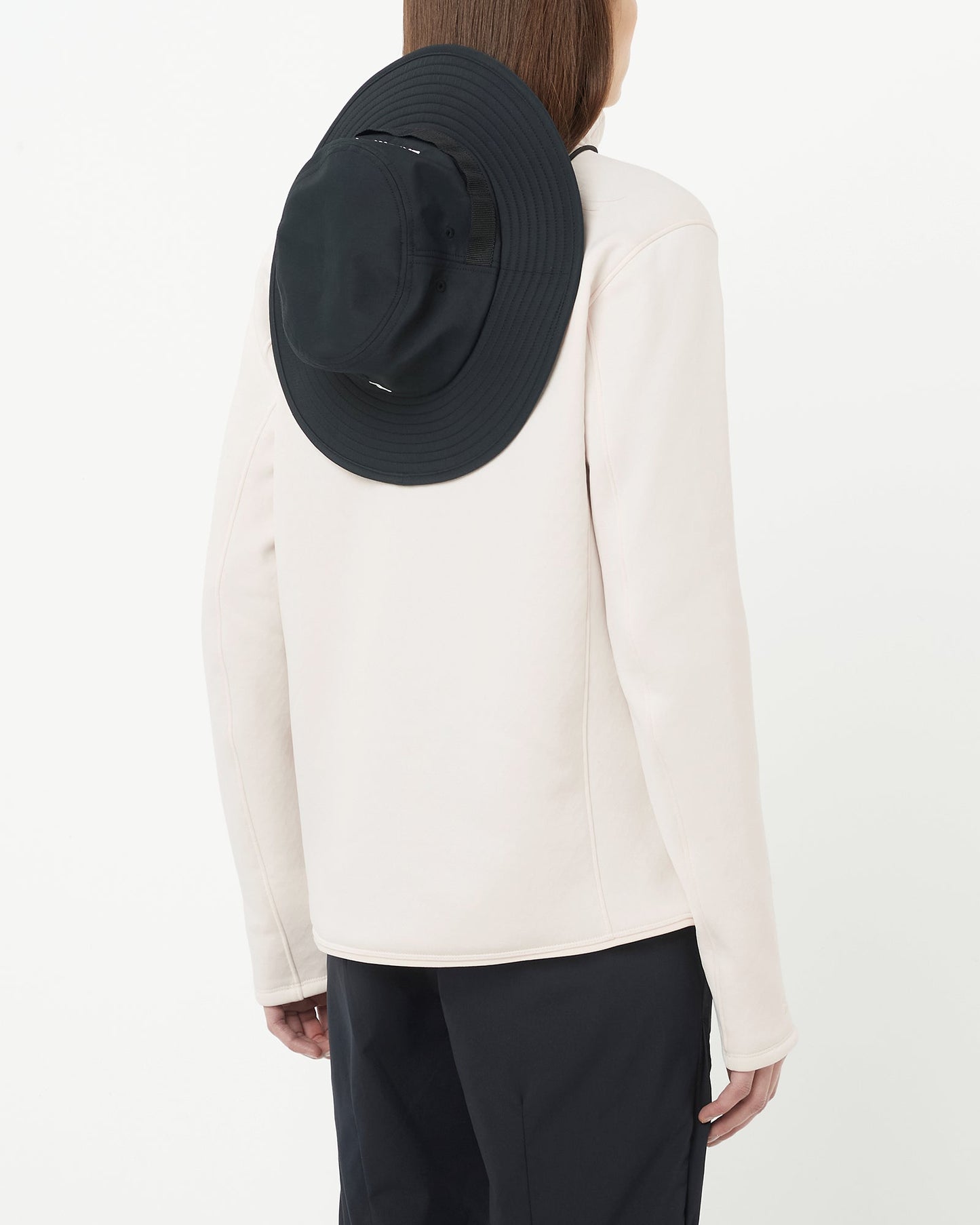 OUTLINE WARM WHISPER WHITE WOMEN