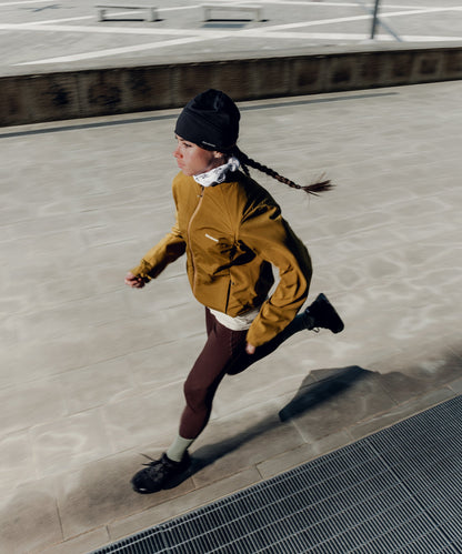 SHAKEOUT CORE WHISPER WHITE WOMEN 2