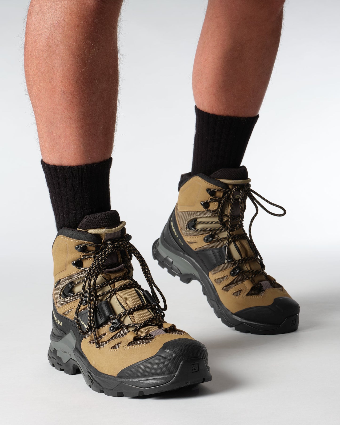 QUEST 4 GORE TEX KELP / BLACK MEN