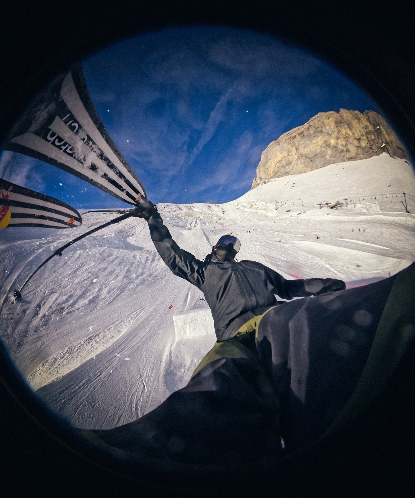 D¨¦PART. 01 BLACK / WHITE