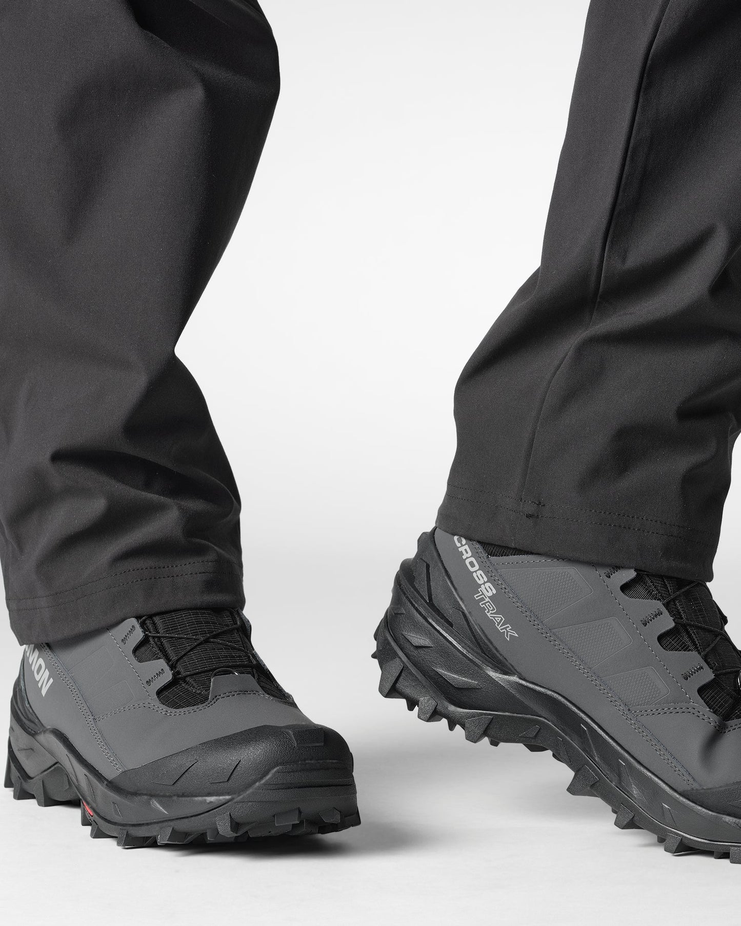 CROSSTRAK POWDER WATERPROOF ASPHALT / BLACK MEN