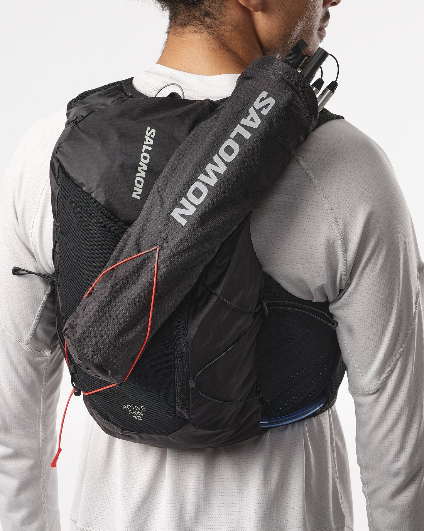 ACTIVE SKIN 12 RESERVOIR BLACK