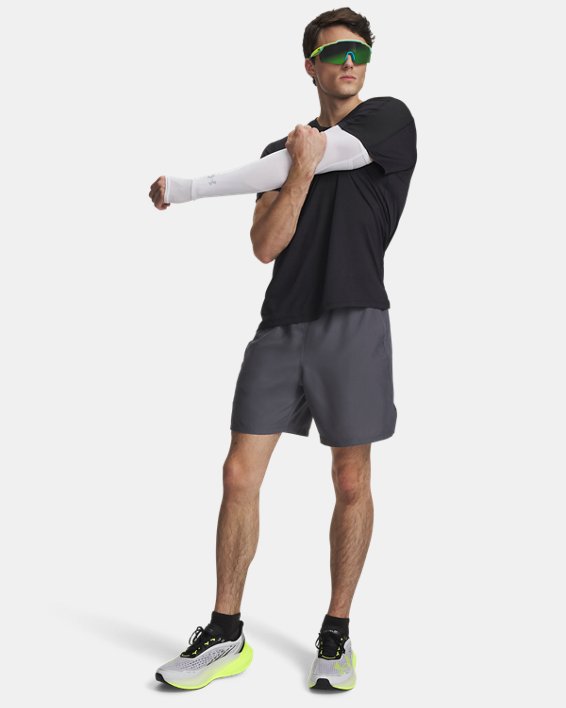 UA Launch Men's 7 Shorts