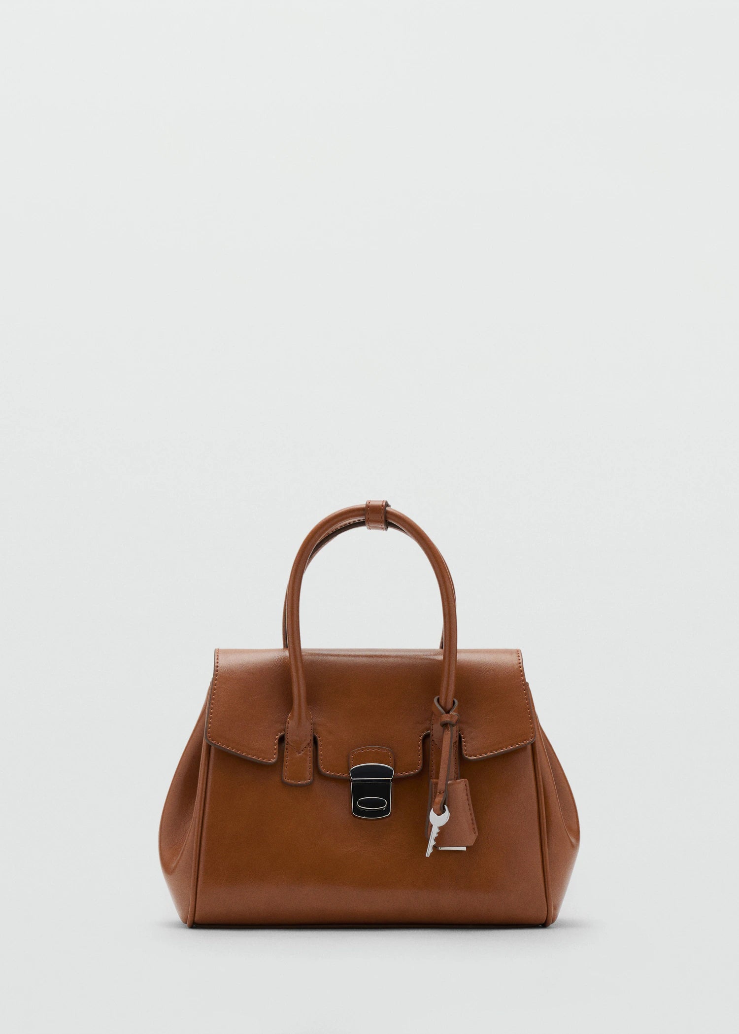 Small City Handbag With Flap Cognac