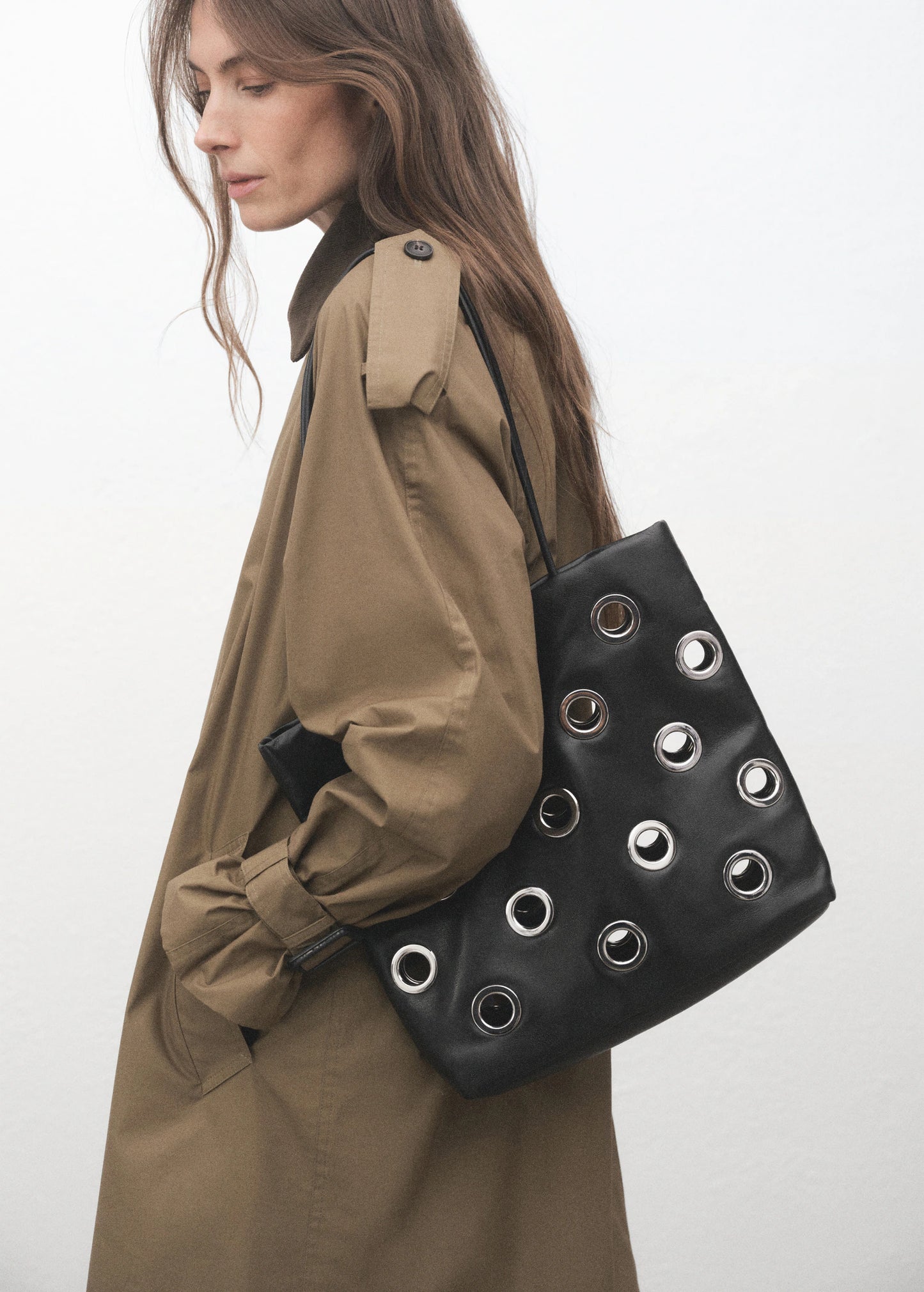 Shoulder Bag With Eyelets Black