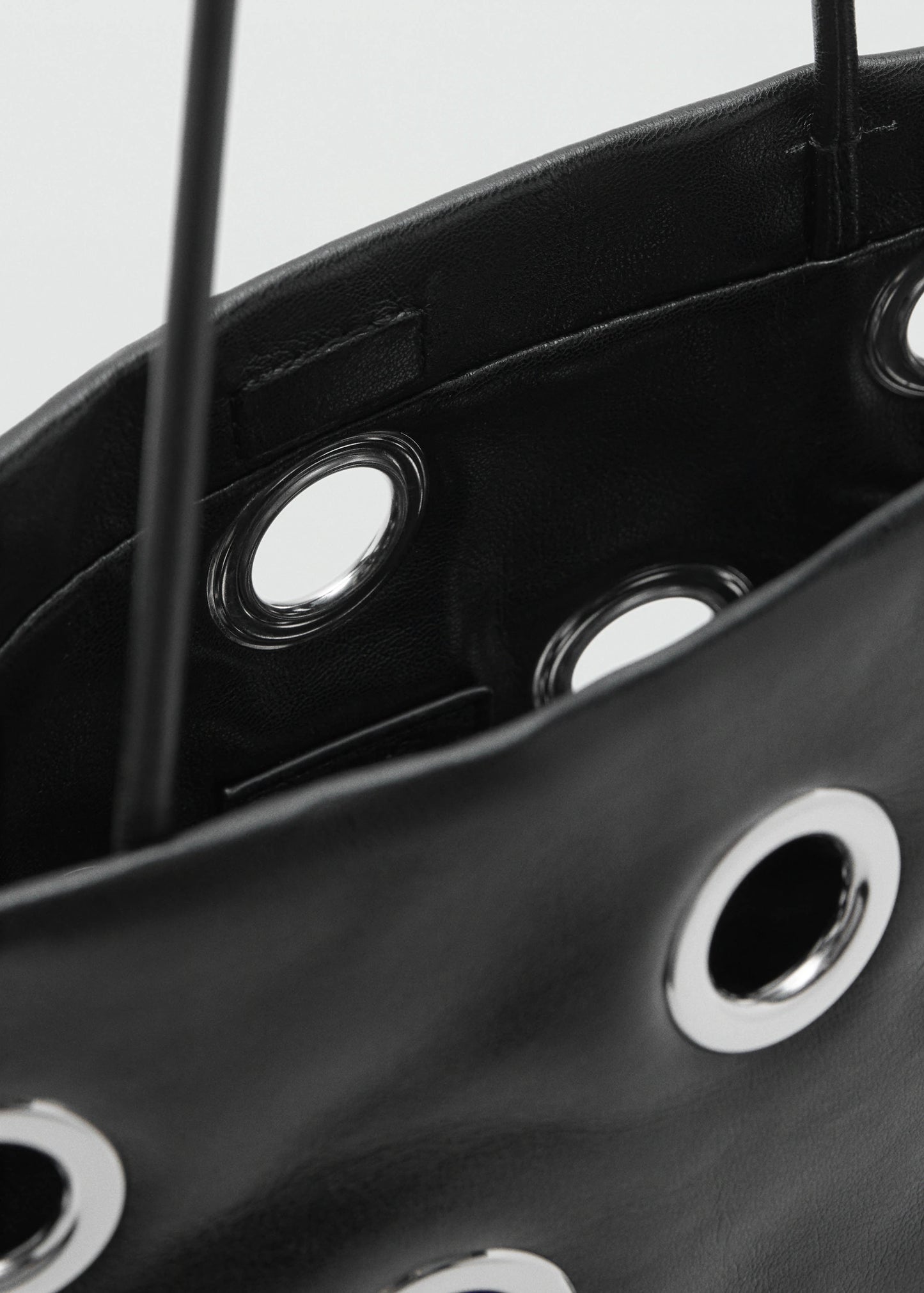 Shoulder Bag With Eyelets Black