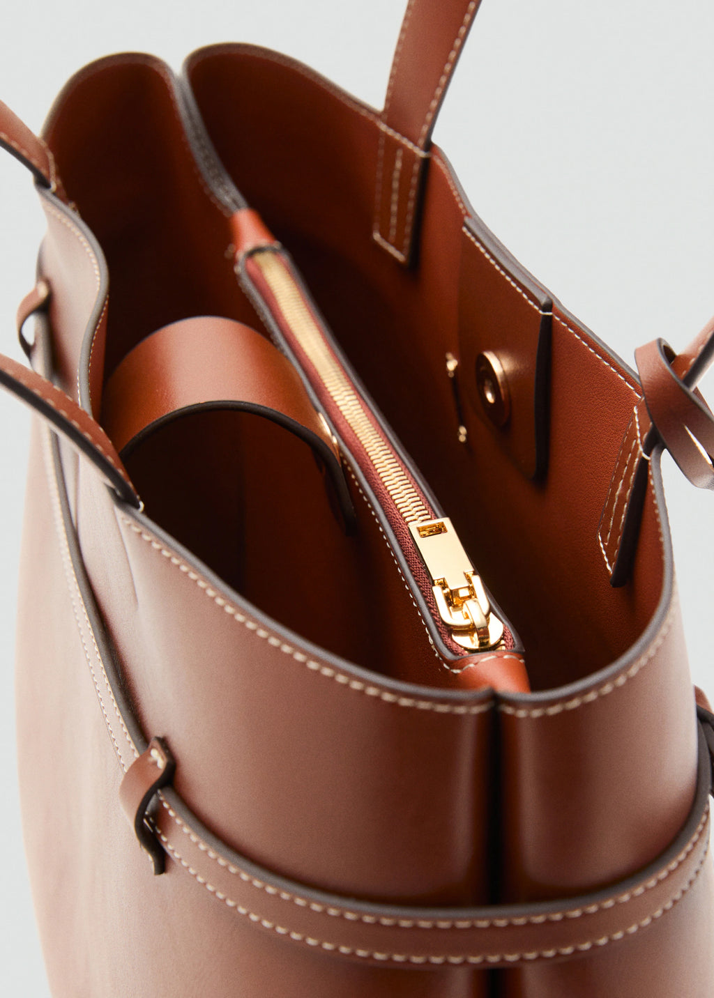 Shopper Bag With Charm Leather