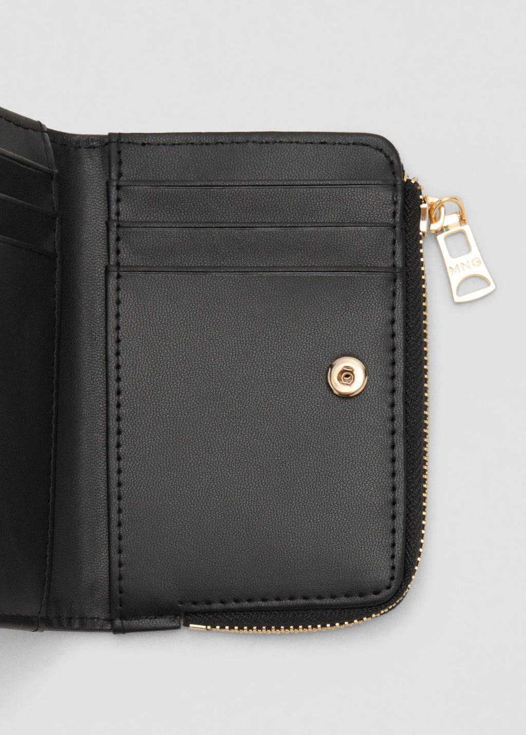 Safiano Effect Wallet With Flap Black