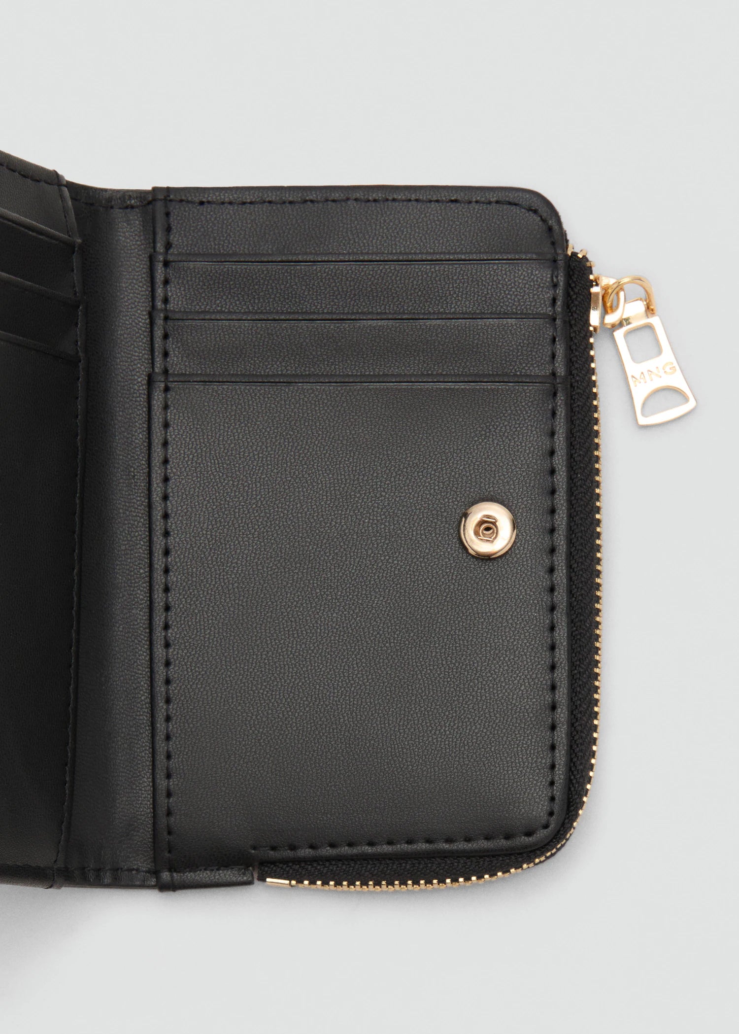 Safiano Effect Wallet With Flap Black