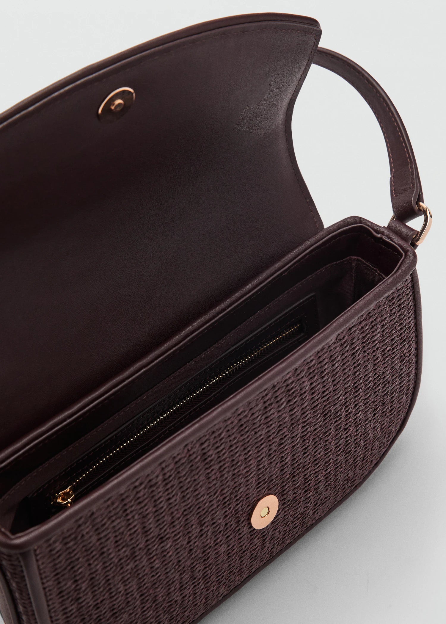 Raffia Shoulder Bag With Flap Chocolate