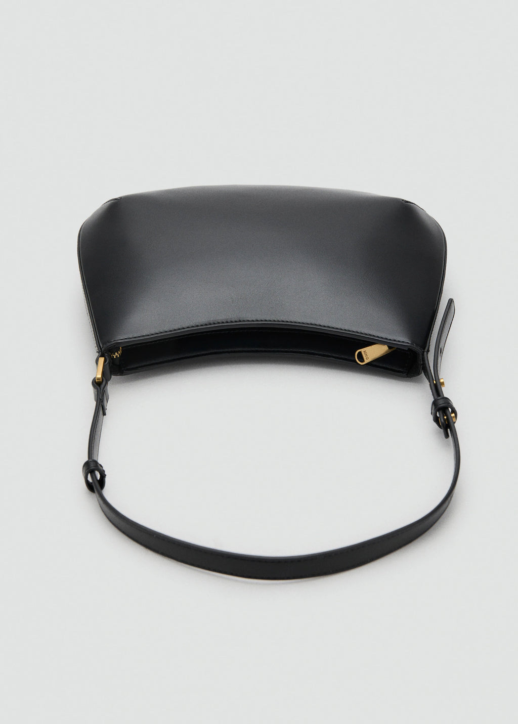 Oval Shoulder Bag Black