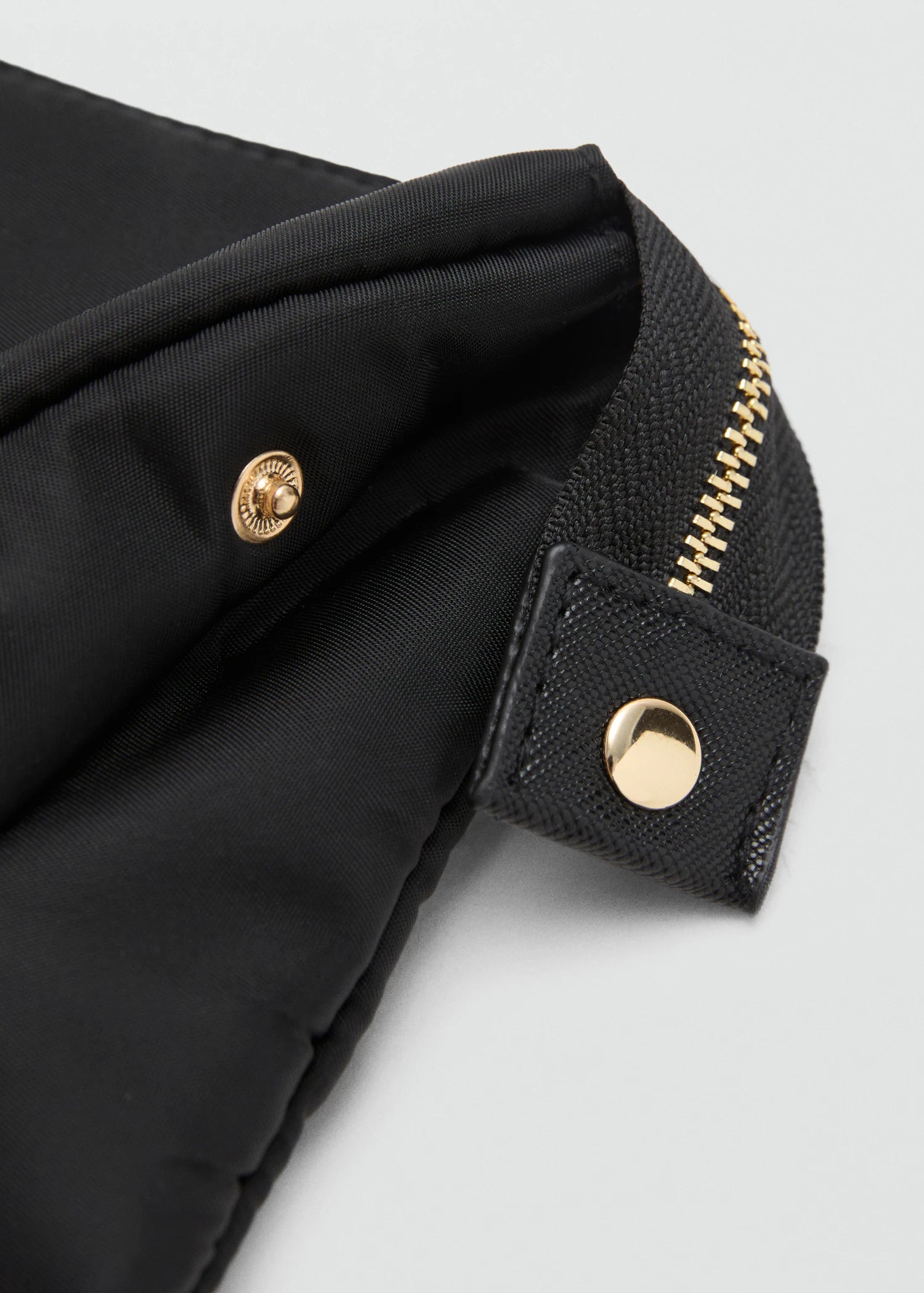 Nylon Purse With Zip Black