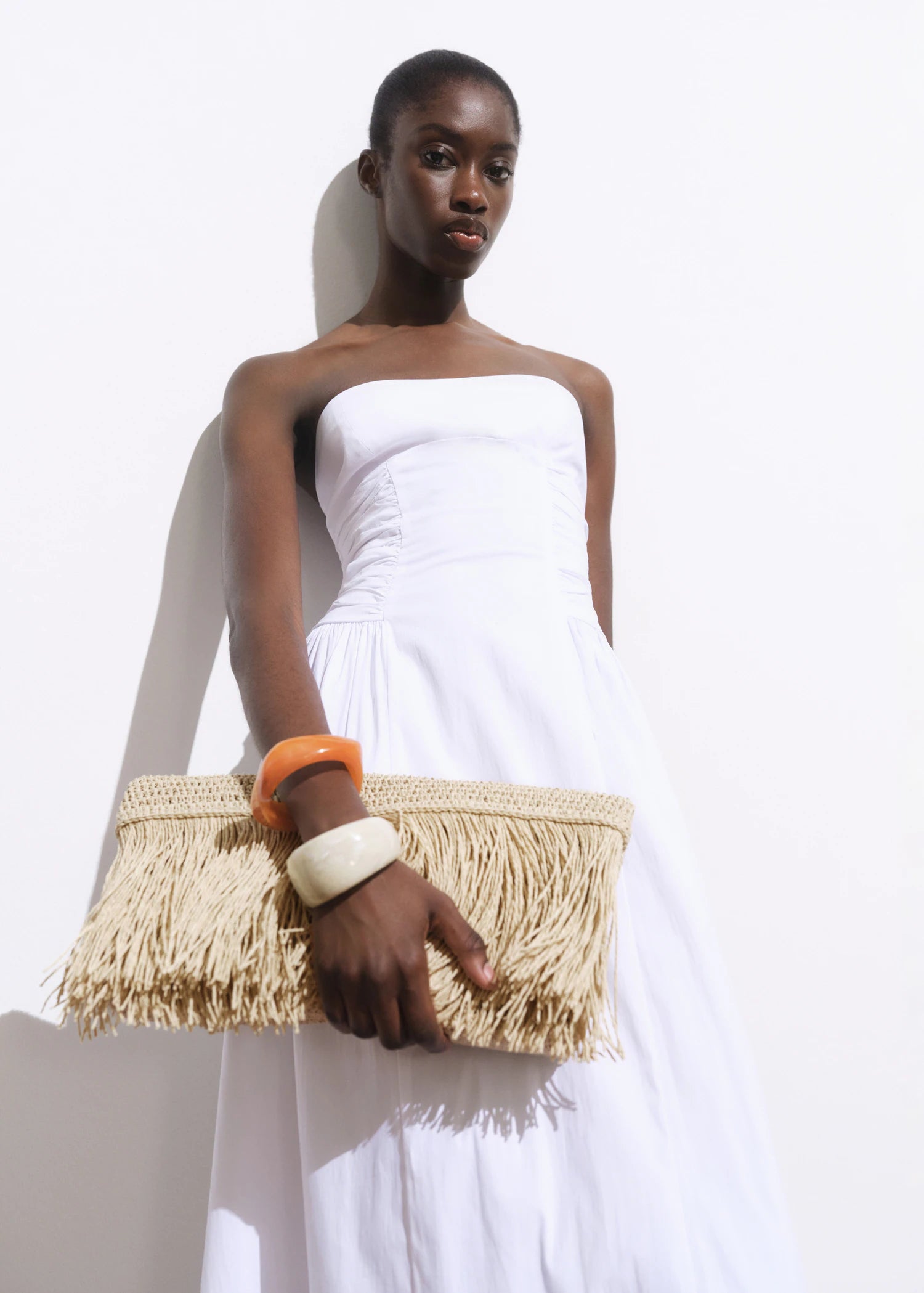 Natural Fibre Handbag With Fringes Beige