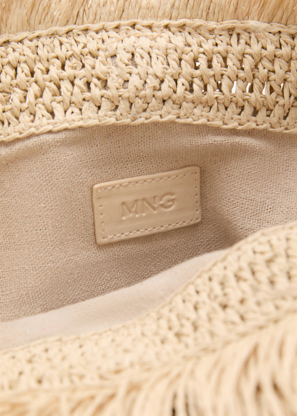 Natural Fibre Handbag With Fringes Beige