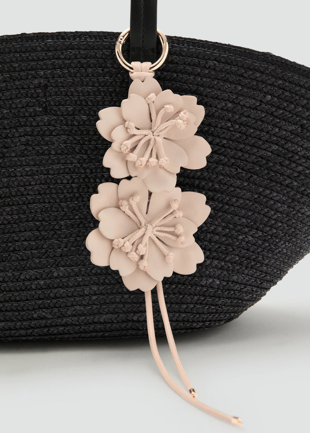 Natural Fibre Basket With Flower Charm Black