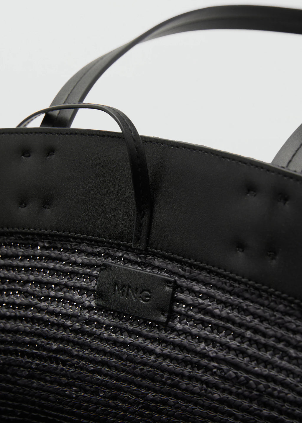 Natural Fibre Basket With Flower Charm Black