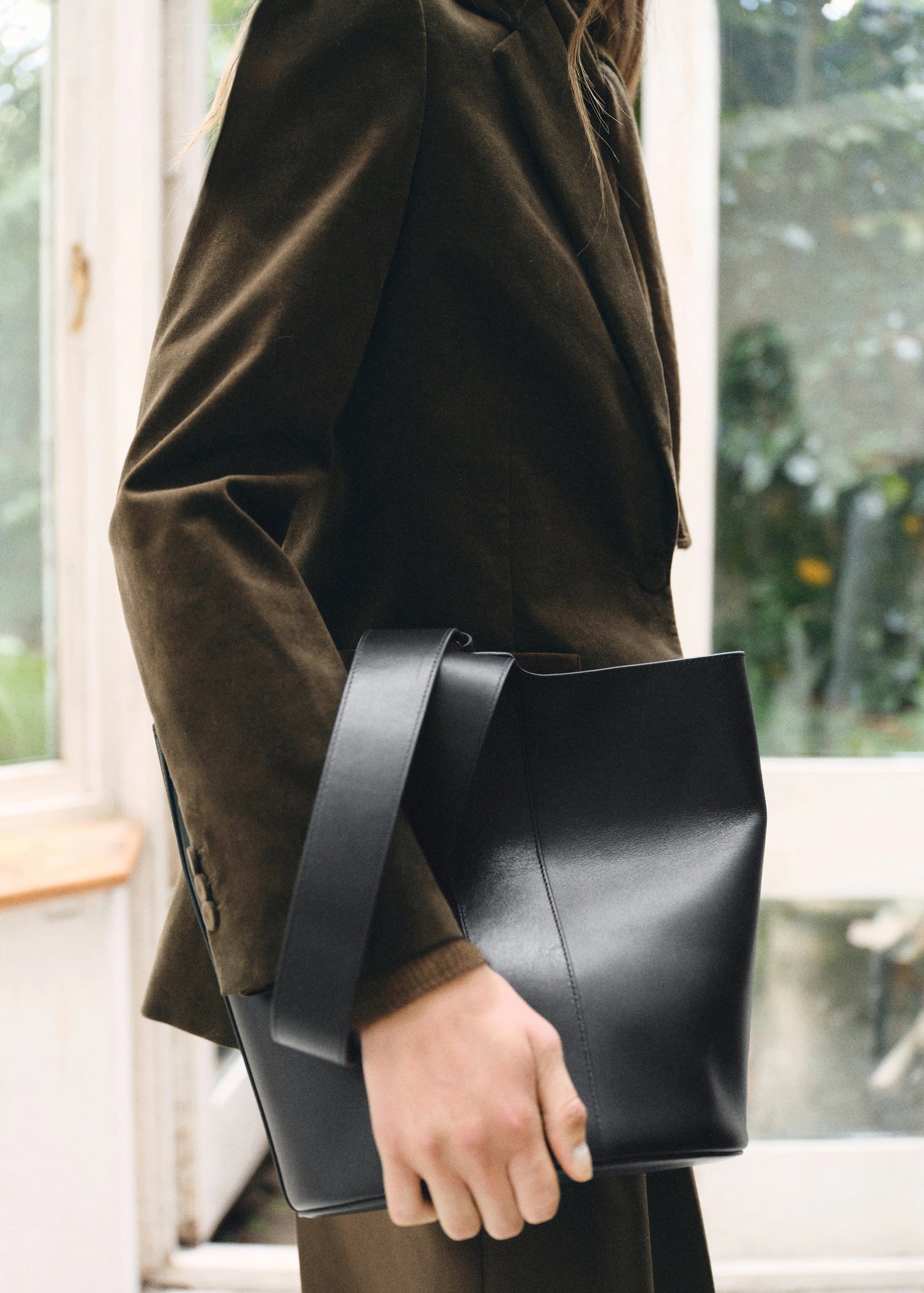 Leather Bucket Bag Black