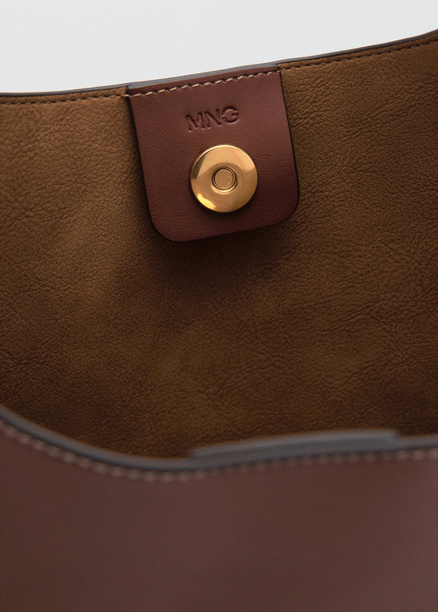 Large Oval Shoulder Bag Leather