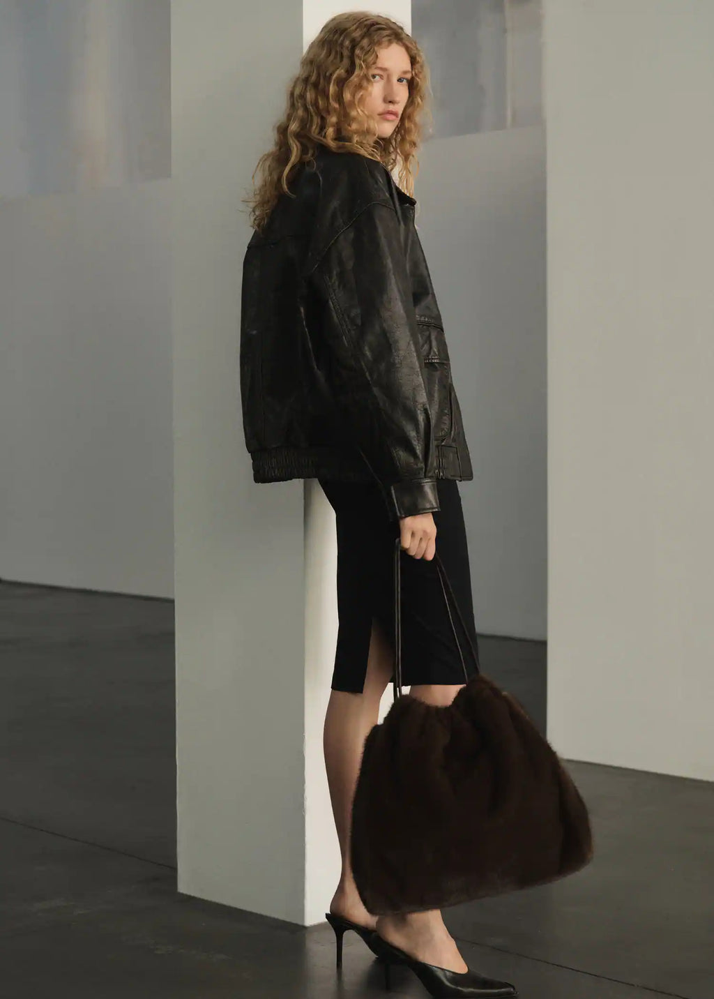 Fur Effect Shoulder Bag Chocolate