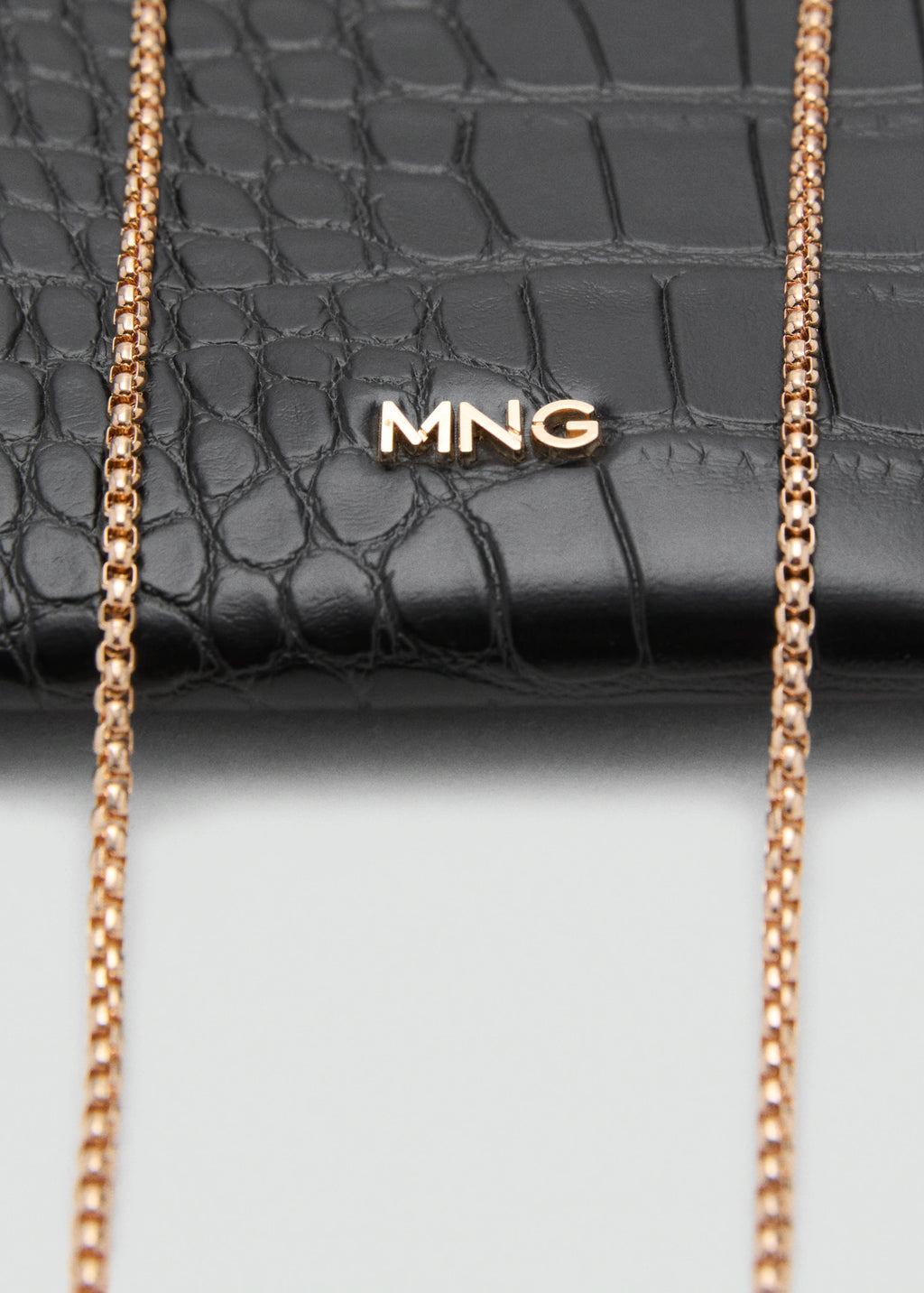 Crocodile Mobile Case Black