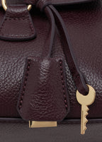 City Shoulder Bag With Flap Burgundy