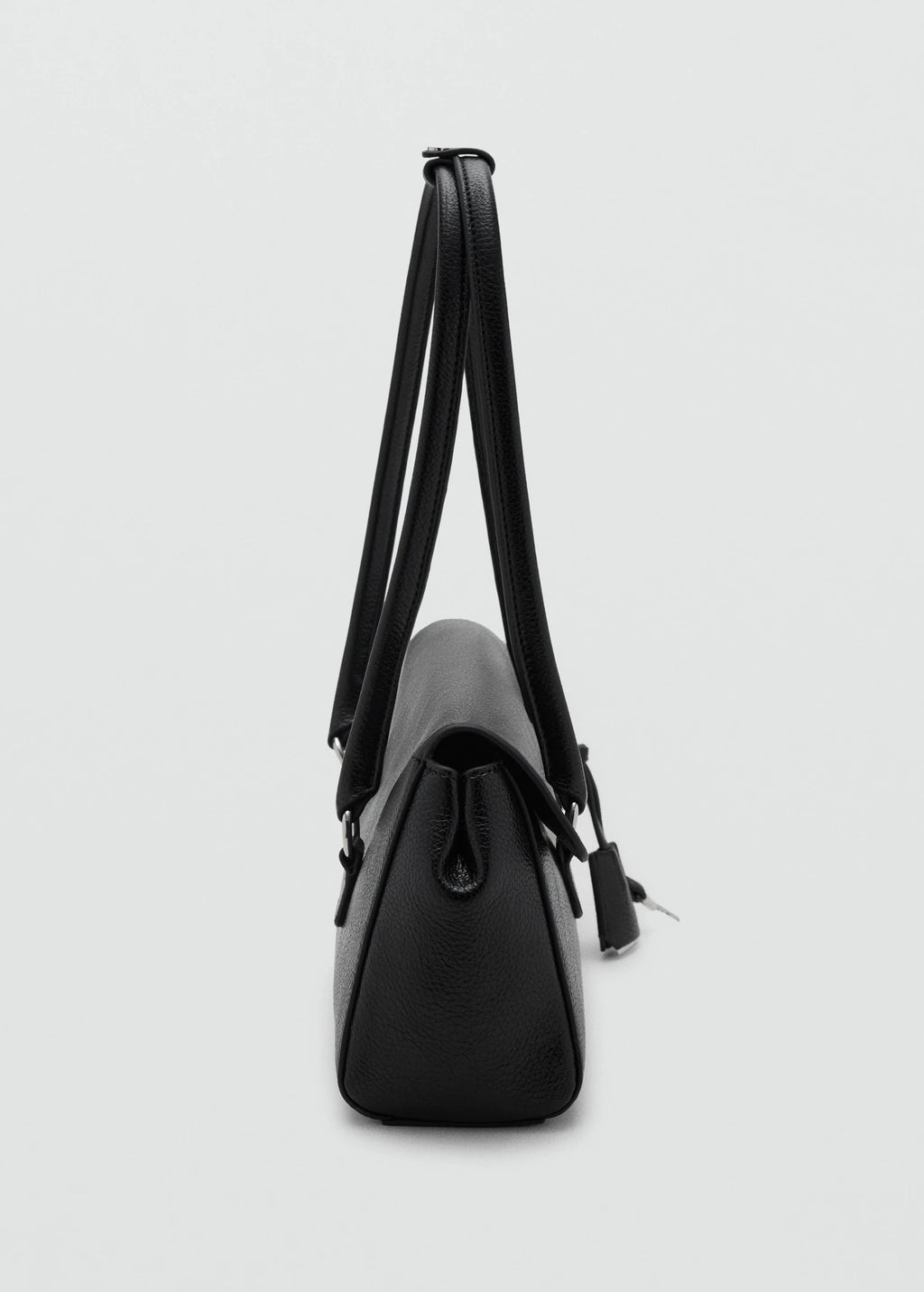City Shoulder Bag With Flap Black