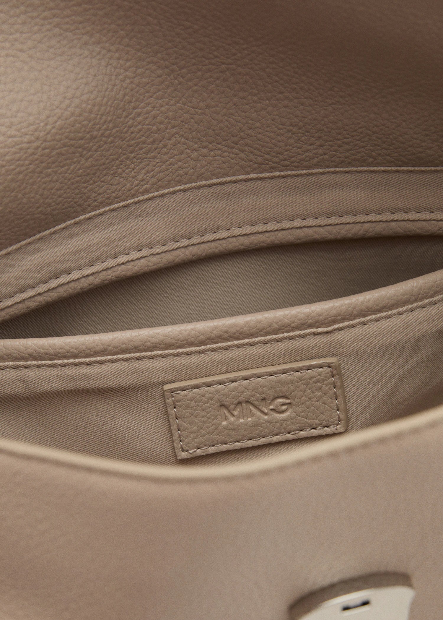 City Shoulder Bag With Flap Off White