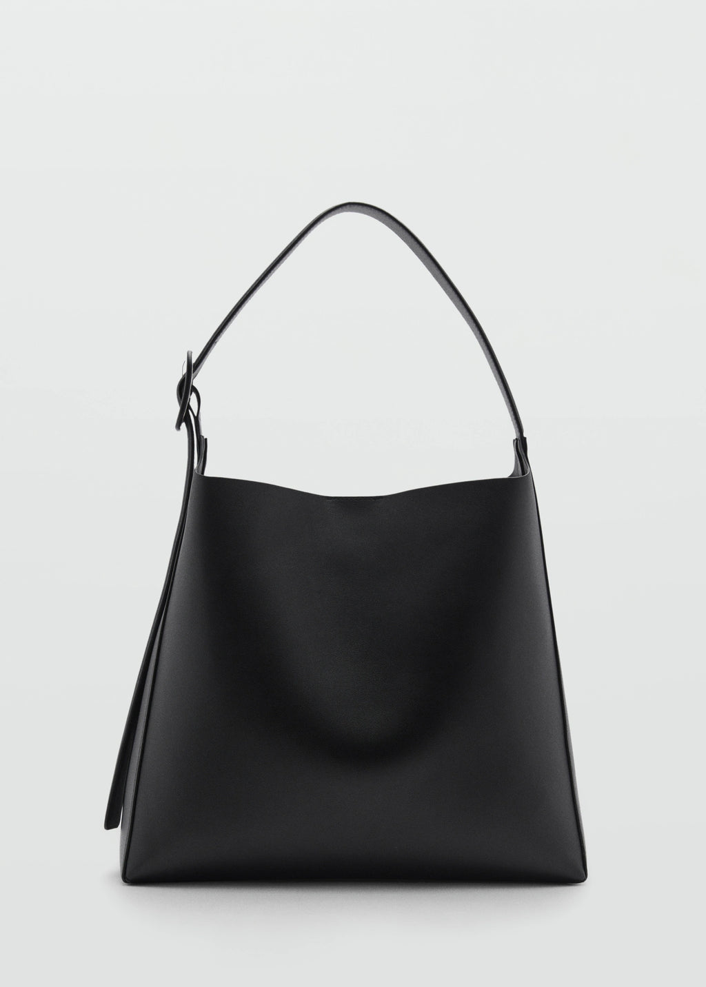Bucket Bag With Buckle Black