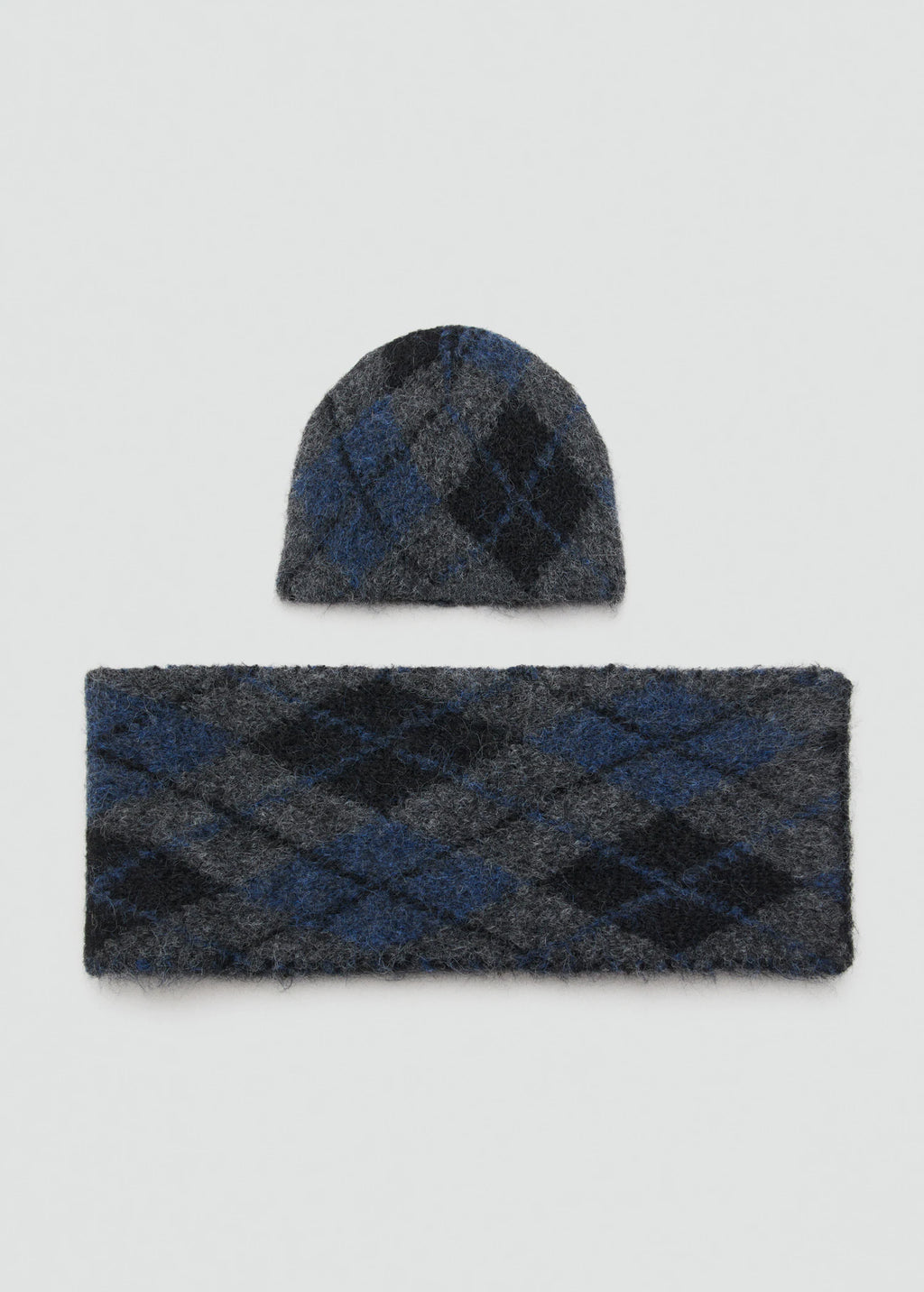 Argyle Patterned Knit Scarf Blue