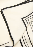 100% Wool Geometric Print Foulard Ecru