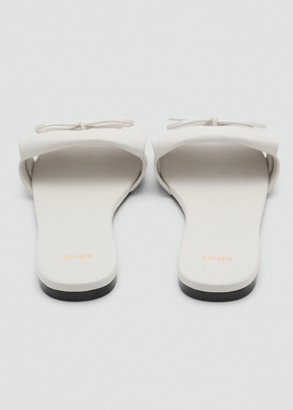 Fringed Sandals With Bow Detail