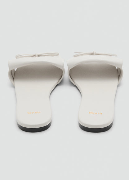 Fringed Sandals With Bow Detail