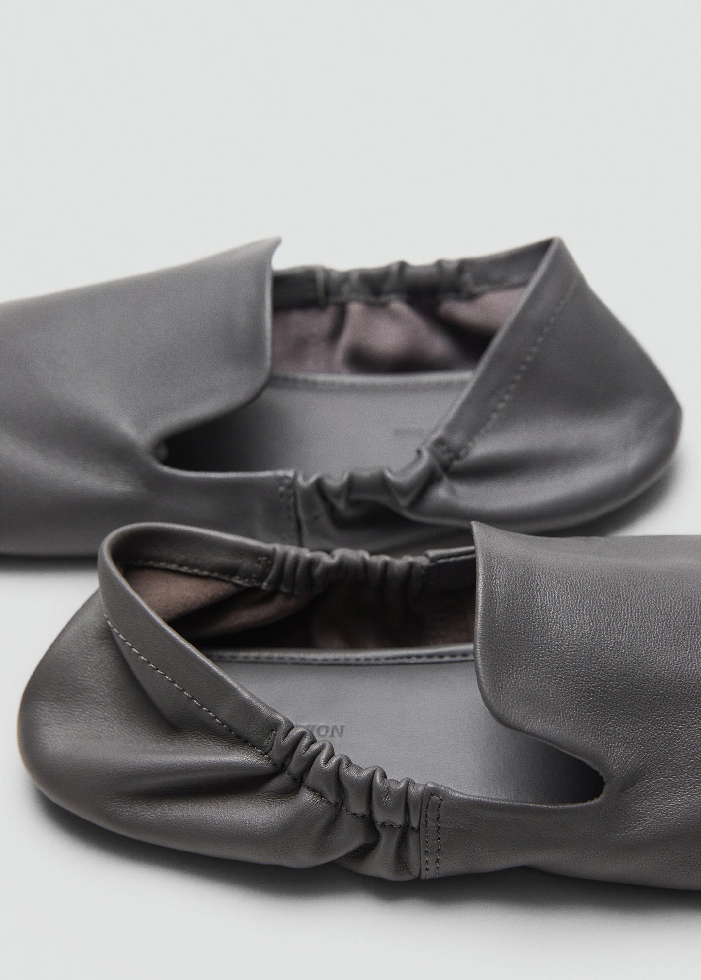 Gathered Leather Shoes